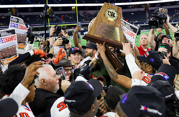 Gilmer vs Bellville UIL 4A Division 2 Final December 15, 2023 Photo-Tommy Hays26